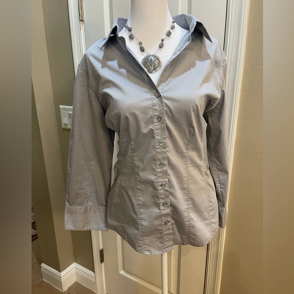 New York & Company Light Gray Button-Down Shirt